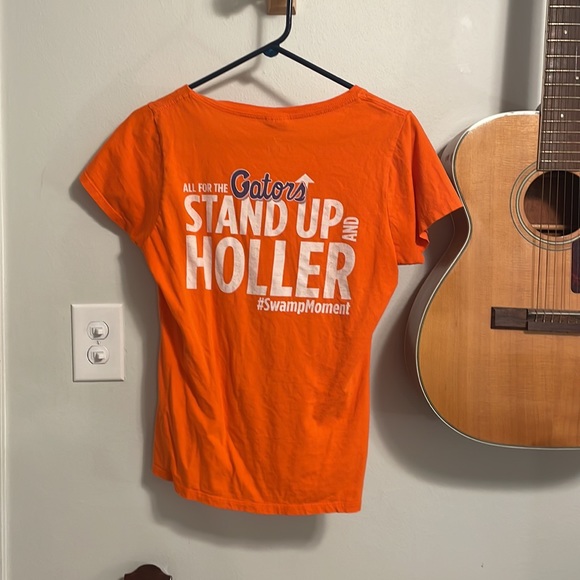 gator t shirt - Picture 2 of 3